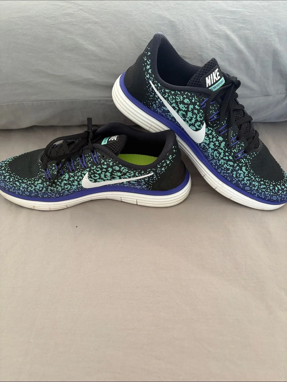 Nike Women's Black Teal Purple Knit Running Shoes with White Swoosh
